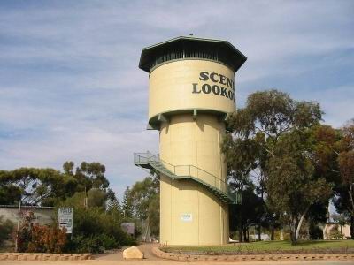 Berri Lookout Tower - Accommodation Gladstone 0