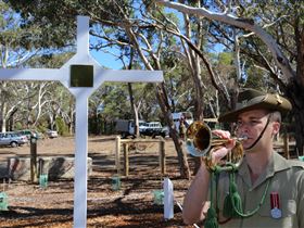 Macclesfield ANZAC Memorial Gardens - Accommodation Gladstone 2