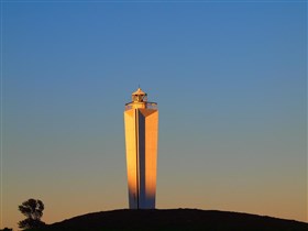 Cape Jervis Lighthouse - Accommodation Gladstone 0
