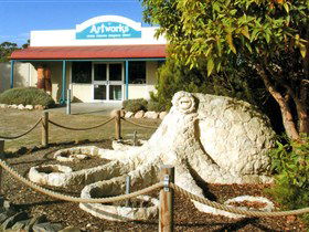 Baudin Beach SA Accommodation Gladstone