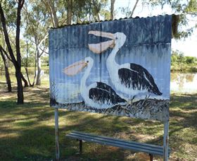 Jericho Murals - Accommodation Gladstone 1