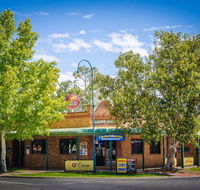 Crown Hotel Wentworth - Accommodation Gladstone