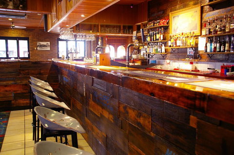 Crown Hotel Wentworth - Accommodation Gladstone 5