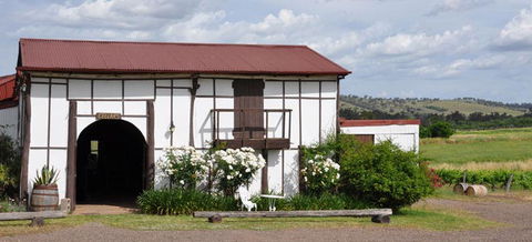Bell River Estate Winery - Accommodation Gladstone 5