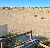 Walls of China viewing platform - Accommodation Gladstone