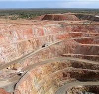 Fort Bourke Hill Lookout and Open Cut Mine - Accommodation Gladstone