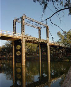 The Historic Barwon Bridge - Accommodation Gladstone 0