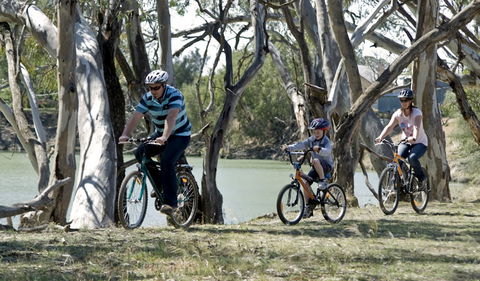 Yanga Woolshed Picnic Area - Accommodation Gladstone 1