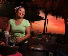 Mindil Beach Sunset Markets - Accommodation Gladstone 1