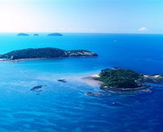 Book Kurrimine Beach QLD Attractions Accommodation Gladstone Accommodation Gladstone