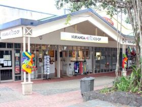 Kuranda Arts Cooperative Gallery - Accommodation Gladstone 0