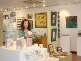 Kuranda Arts Cooperative Gallery - Accommodation Gladstone 1