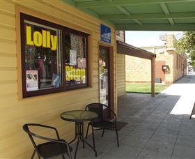 Sticky Fingers Candy Shop - Accommodation Gladstone 0