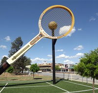 Barellans Big Tennis Racquet - Accommodation Gladstone