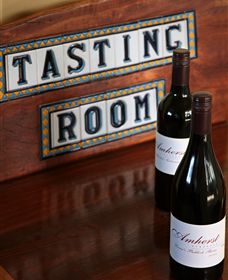 Amherst Winery - Accommodation Gladstone 2