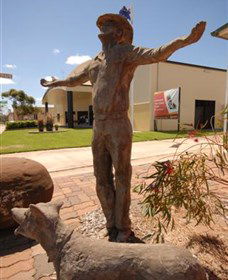Meandarra ANZAC Memorial Museum - Accommodation Gladstone 1