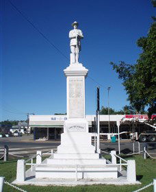 Sarina War Memorial - Accommodation Gladstone 2