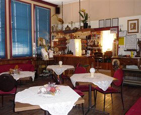 Seplin Estate Wines - Accommodation Gladstone 5