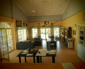 Red Earth Estate Vineyard - Accommodation Gladstone 4