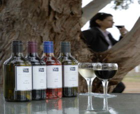 Woolaway Wines - Accommodation Gladstone 0