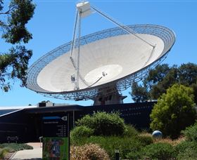 CSIRO Parkes Radio Telescope - Accommodation Gladstone 5