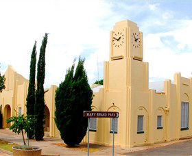 Moree Heritage And Art Deco Guided Walk - Accommodation Gladstone 1