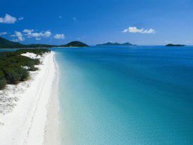 Whitehaven Beach - Accommodation Gladstone 2