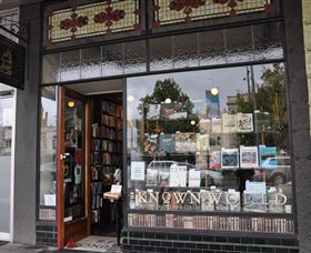 The Known World Bookshop & Boutique City Apartment - Accommodation Gladstone 0