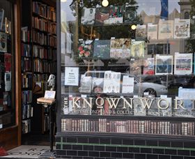 The Known World Bookshop & Boutique City Apartment - Accommodation Gladstone 5