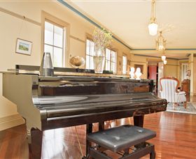 Barcaldine House - Accommodation Gladstone 6