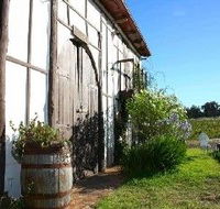 Bell River Estate Winery - Accommodation Gladstone