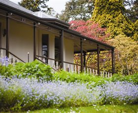 Duneira, Mt Macedon - Accommodation Gladstone 1