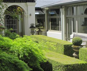 Duneira, Mt Macedon - Accommodation Gladstone 6