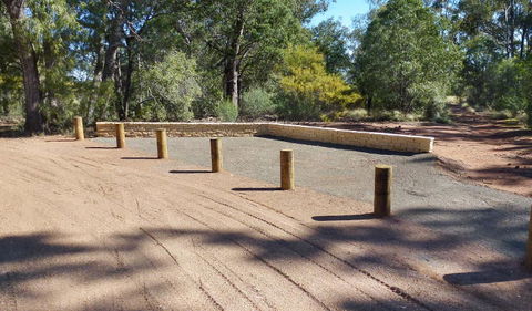 Deriah Aboriginal Information Bay - Accommodation Gladstone 2