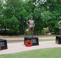 VC Memorial Park - Honouring Our Heroes - Accommodation Gladstone