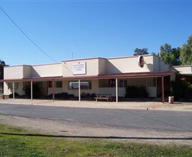Brocklesby Hotel - Accommodation Gladstone 0