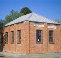 The Federal Standard Printing Works - Accommodation Gladstone