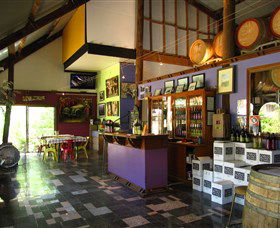 Cargo Road Wines - Accommodation Gladstone 0