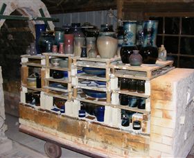 El Dorado Pottery - Accommodation Gladstone 2
