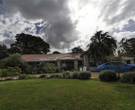 Living Legends: The International Home Of Rest For Champion Horses - Accommodation Gladstone 5