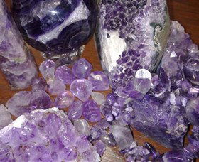 Earth Spirit Natures Clothing And Giftware - Accommodation Gladstone 3