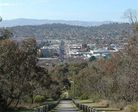 Monument Hill - Accommodation Gladstone 3