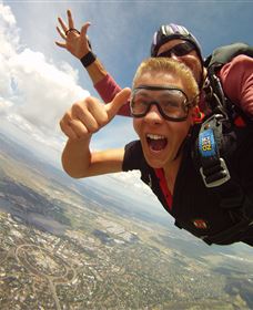 Skydive Canberra - Accommodation Gladstone 4