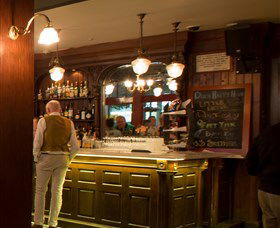 PJ O'Reilly's Irish Pub - Accommodation Gladstone 0