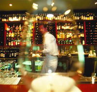 Benchmark Wine Bar - Accommodation Gladstone