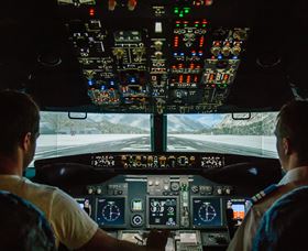 Jet Flight Simulator Canberra - Accommodation Gladstone 4