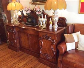 Peachtree Antiques - Accommodation Gladstone 2