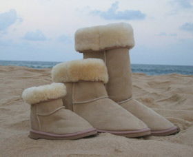 Blue Mountains Ugg Boots - Accommodation Gladstone 0