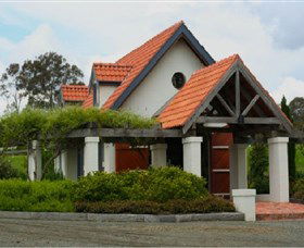 Travertine Wines - Accommodation Gladstone 0
