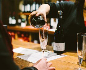 Calais Estate Wines - Accommodation Gladstone 3